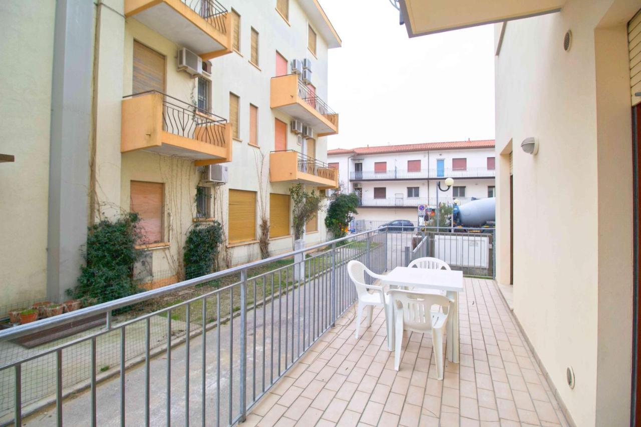 Condominio Carnelos ليدو دي يسولو المظهر الخارجي الصورة