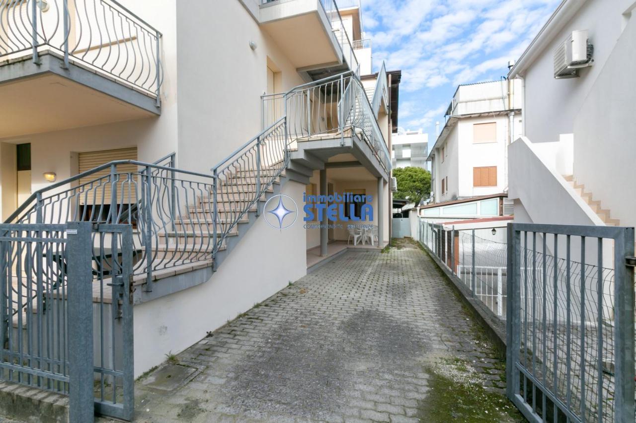 Condominio Carnelos ليدو دي يسولو المظهر الخارجي الصورة